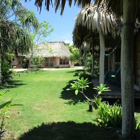 Cerros Beach Inn Corozal Ngoại thất bức ảnh