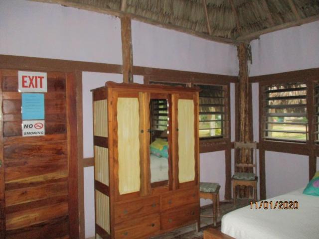 Cerros Beach Inn Corozal Ngoại thất bức ảnh